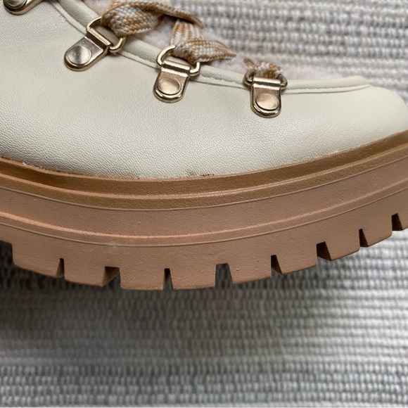 Circus By Sam Edelman Ivory Georgia Boots - Picture 3 of 15